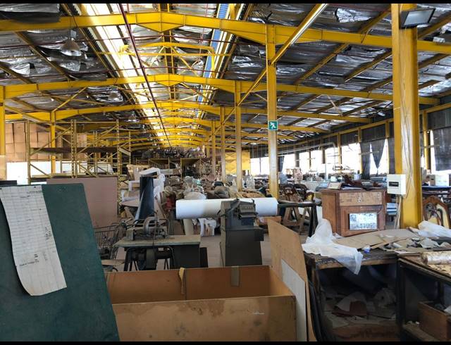 4,590M² WAREHOUSE FOR SALE IN SELBY